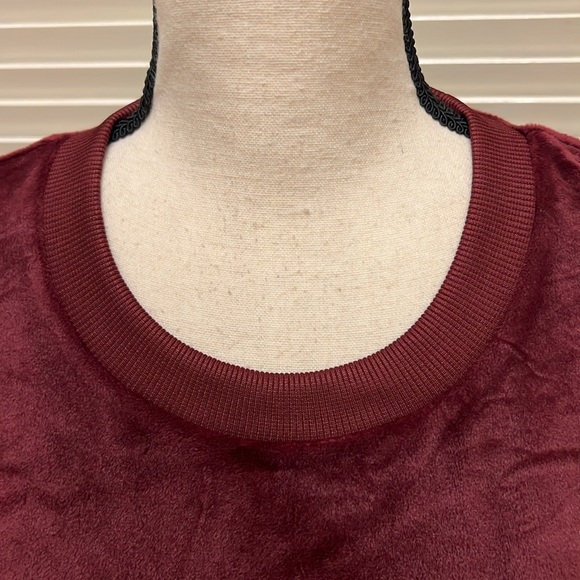 Michael Kors Dark Ruby Cold Shoulder Velour Long Sleeve Blouse /Top, Size Medium - Picture 5 of 17
